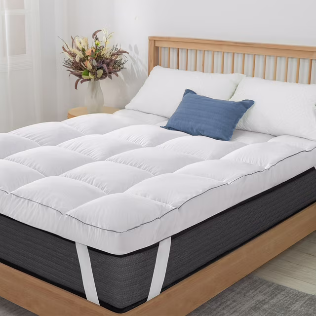 Queen-Rose-Queen-Size-Mattress-Topper-White-Luxury-Down-Alternative-Fiber-Mattress-Topper-with-Elastic-band_6588acc0-ae04-4595-b964-5d3ab5ffa082.8a994cc53efb33f7f89e765aabd99a0f